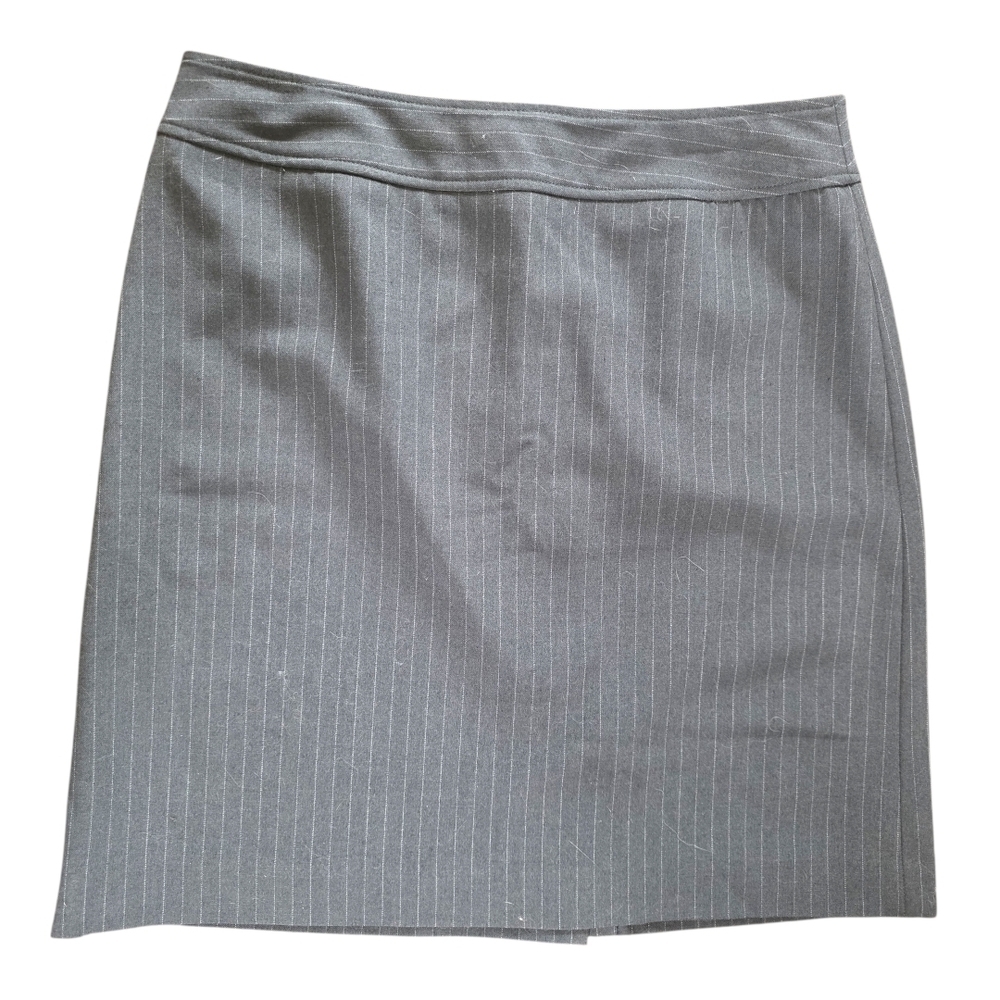 Rafaella Classic Gray Pinstripe Skirt- Size 8